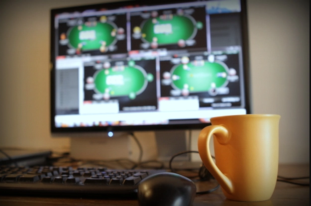 estrategia de poker online vs a estrategia de poker en directo