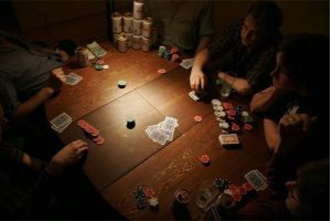 Juega al poker online con amigos en Juegos de club